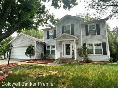 Main picture of 2636 Stonegate Dr