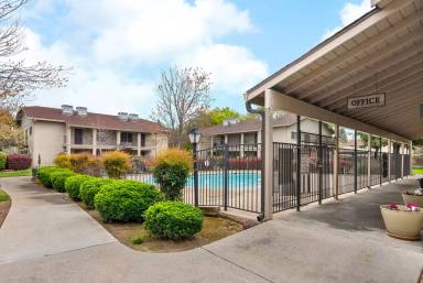 Main picture of 1067 Running Springs Cir