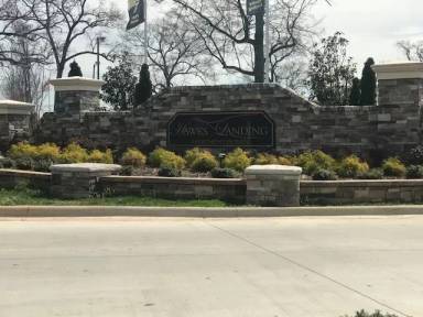 Main picture of Hawk's Landing