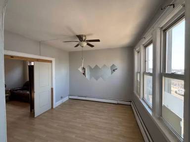Main picture of 714 Columbia Ave