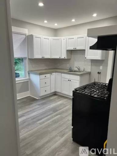 Main picture of 342 Main St