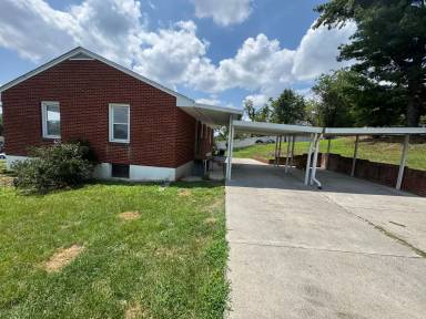Main picture of 2305 Sherman Dr NW