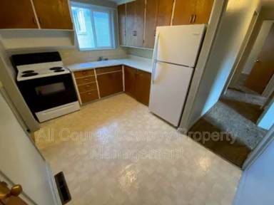 Main picture of 1911 Hugur Ave