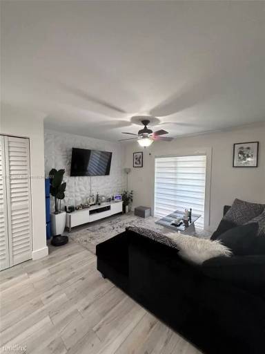 Main picture of El Greco Condo
