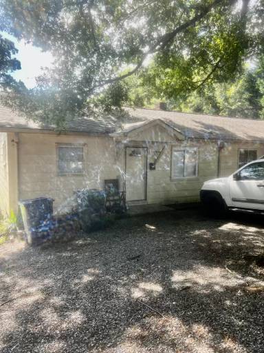 Main picture of 1261 22nd St NE