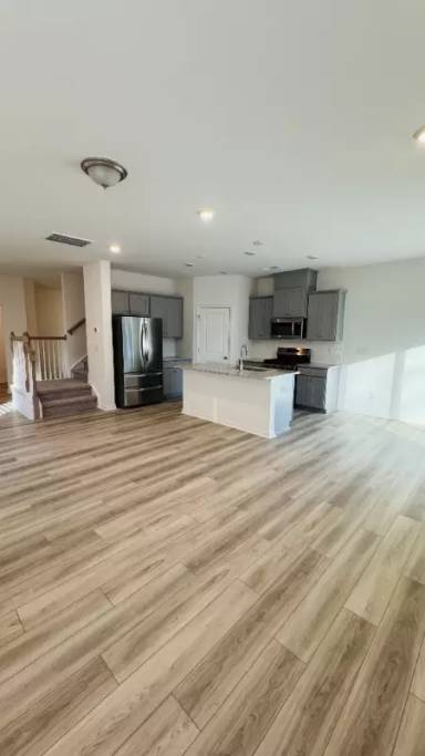 Main picture of 2739 Yeager Dr