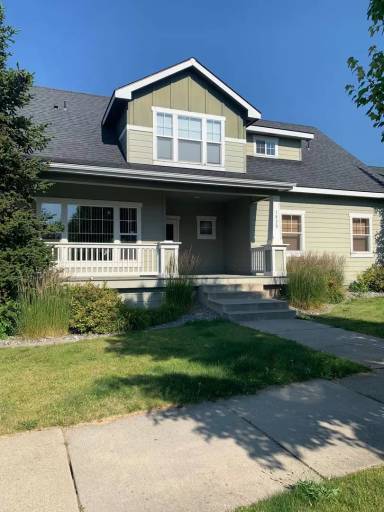 Main picture of 1820 N Holl Blvd