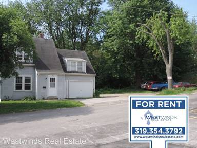 Main picture of 219 S Riverside Ct