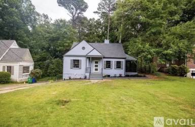 Main picture of 2032 Westminster Way NE