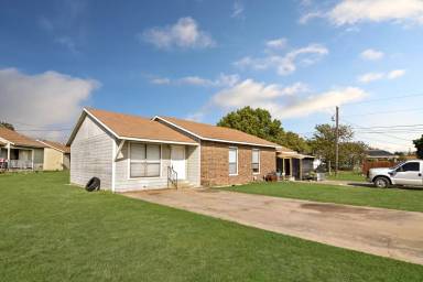 Main picture of 1633 Ellen Pl
