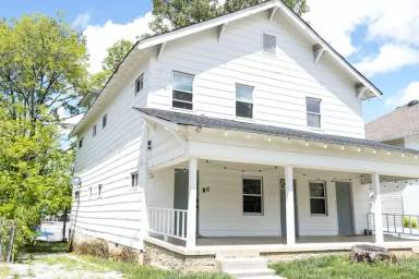 Main picture of 1605 Duncan Ave