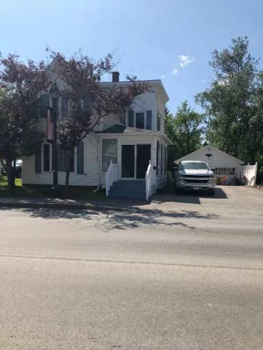 Main picture of 66 E Main St
