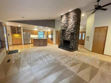 Main picture of 11011 S Southridge Dr