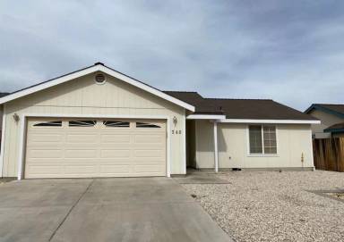 Main picture of 340 Garden Ln