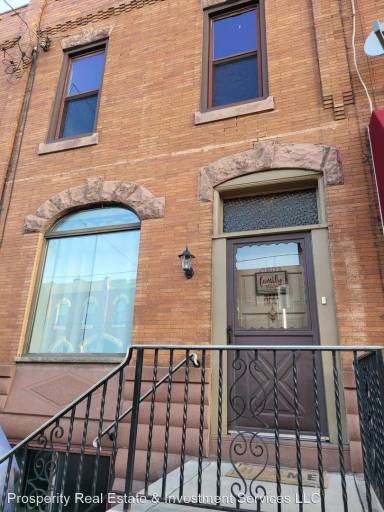 Main picture of 1603 W Ritner St