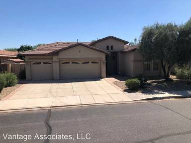 Main picture of 685 W Longhorn Dr