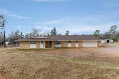 Main picture of 7901 S Hiwassee Rd