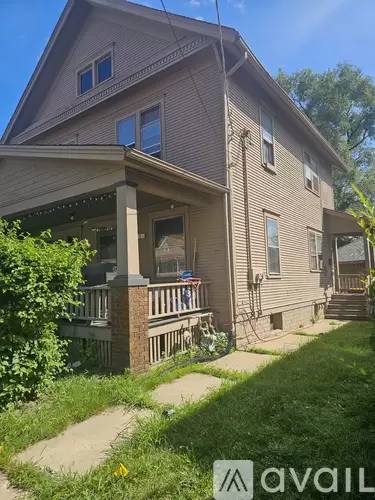 Main picture of 1835 Hutchins Ave