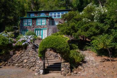 Main picture of 2697 S Fitch Mountain Rd