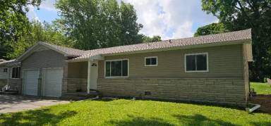 Main picture of 2854 E Lombard St