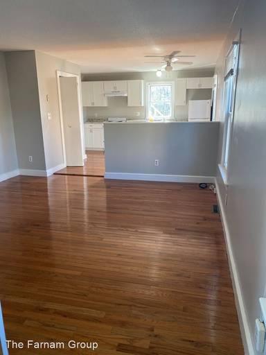 Main picture of 36 School St