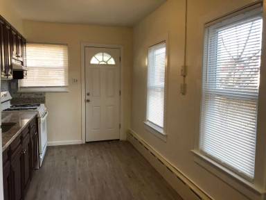 Main picture of 1616 Chestnut Ave