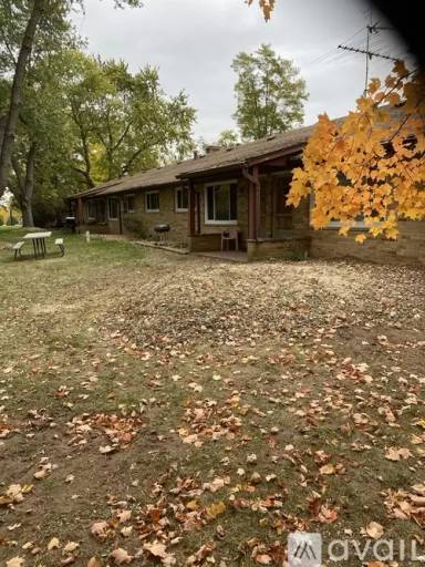 Main picture of 75571 Van Dyke Rd
