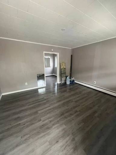 Main picture of 80 W Center St
