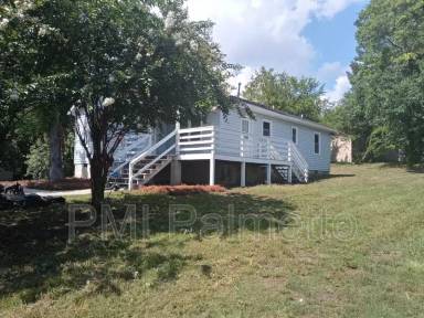 Main picture of 1016 Walnut St