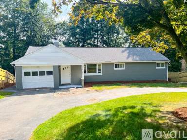 Main picture of 68 Selden Hill Dr