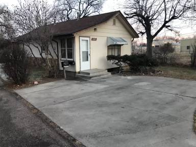 Main picture of 1002 Van Buren Ave