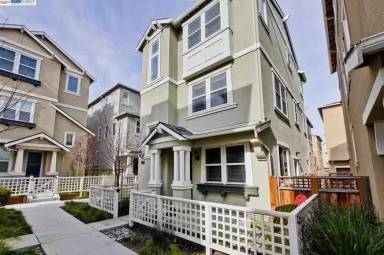 Main picture of 2906 Pescadero Ter