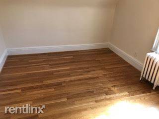 Main picture of 1953 70th St