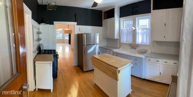 Main picture of 2623 W Rice St