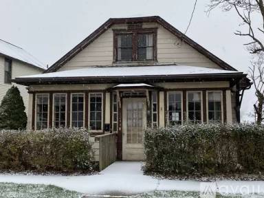 Main picture of 1244 9th Ave