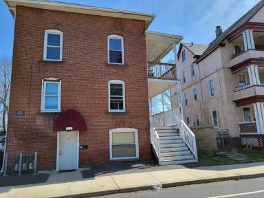 Main picture of 320 South Main Street - 2
