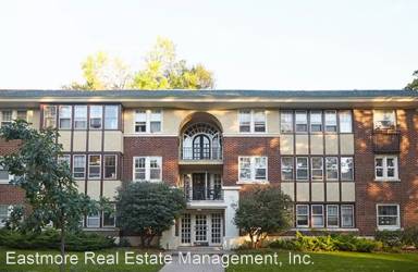 Main picture of 2114 N Summit Ave