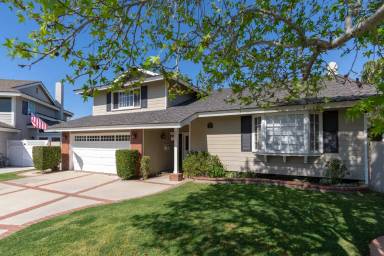 Main picture of 6011 Annette Cir