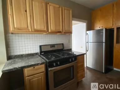 Main picture of 5314 N Winthrop Ave