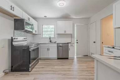 Main picture of 2510 Blyth Dr