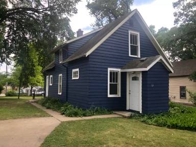 Main picture of 809 W Linden St