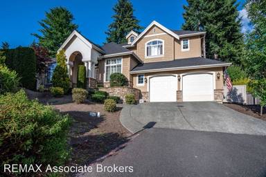 Main picture of 13016 SE 46th Ct