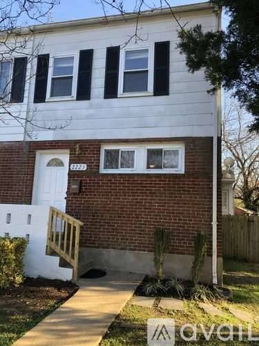 Main picture of 2223 Dartmouth Dr