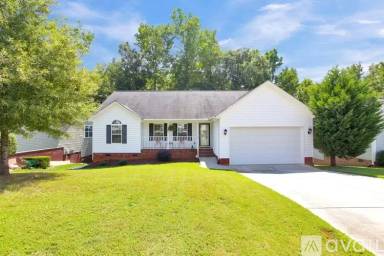 Main picture of 1049 Warpers Ln