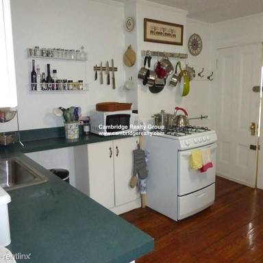 Main picture of 235 Brookline St