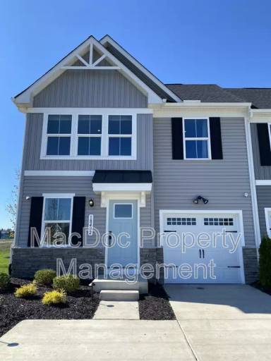 Main picture of 18422 Centennial Cir