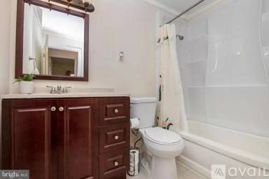 Main picture of 41 Holstone Ln