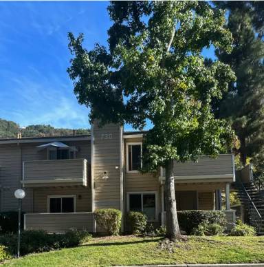 Main picture of 730 Canyon Oaks Dr