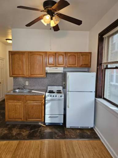 Main picture of 84 Tremont St