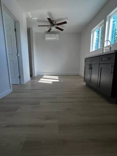 Main picture of 14709 Blackwood St